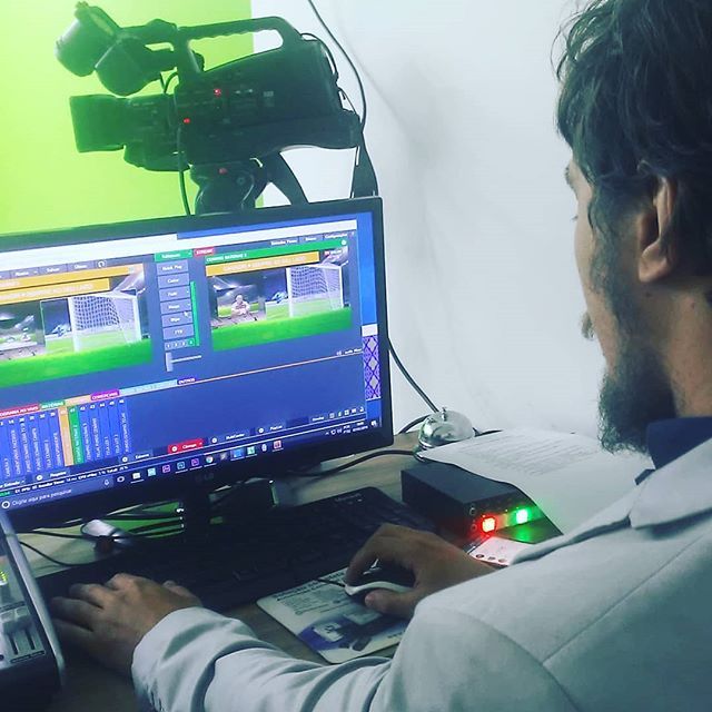 luizidebook's tweet photo. Os melhores profissionais qualificados para levar aos telespectadores, as melhores notícias do esporte ⚽⚽💯✔ Seja bem vindo às nossas redes sociais!👏😍 https://t.co/SiCBdvsp8T https://t.co/RAYdPOl7rY