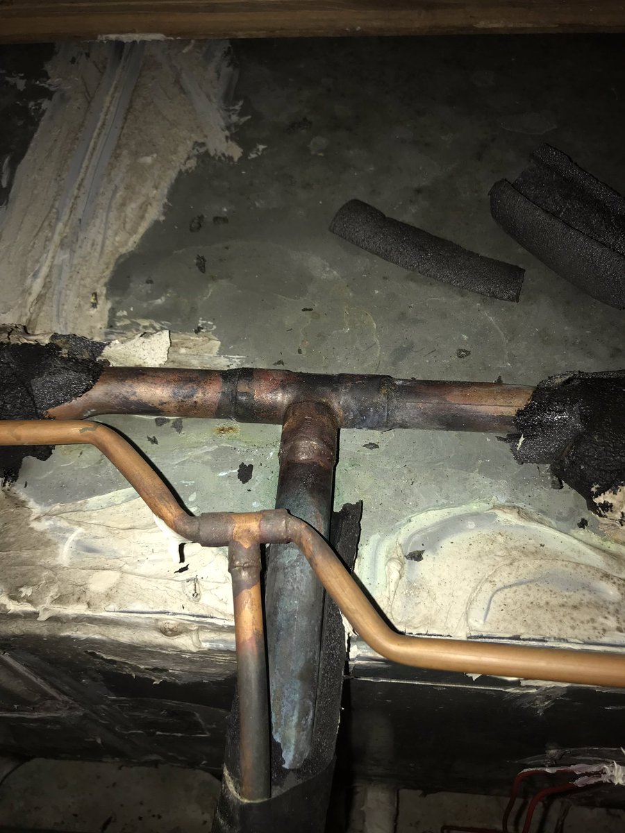 KMACandHeating's tweet image. I have never seen the copper lines split into two separate evaporator coils for one unit. 4 Ton Rheem Heat Pump Unit.