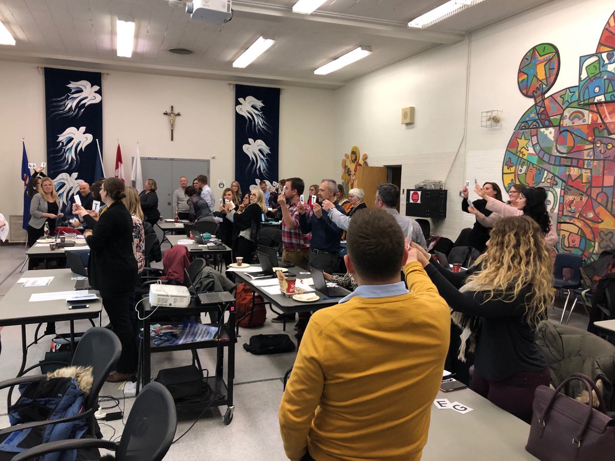 ⁦@CCSD_edu⁩ NW Principals and their Teacher Reps participate in an engaging concept-based activity.