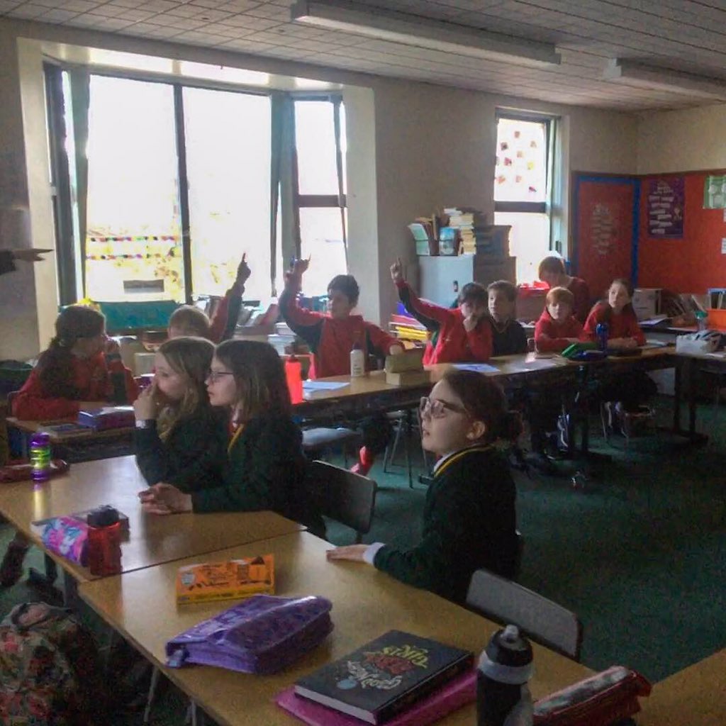 compressocups's tweet photo. The Compresso team had a great time at Friends’ Prep this morning teaching a lesson on the environment! We loved meeting the kids as it’s so important for the next generation to know how to care for the planet!🙌🏼
@FSLnews @FSLprep @YE_NI #compresso #compressocups #bethechange https://t.co/oK3QtT98vg