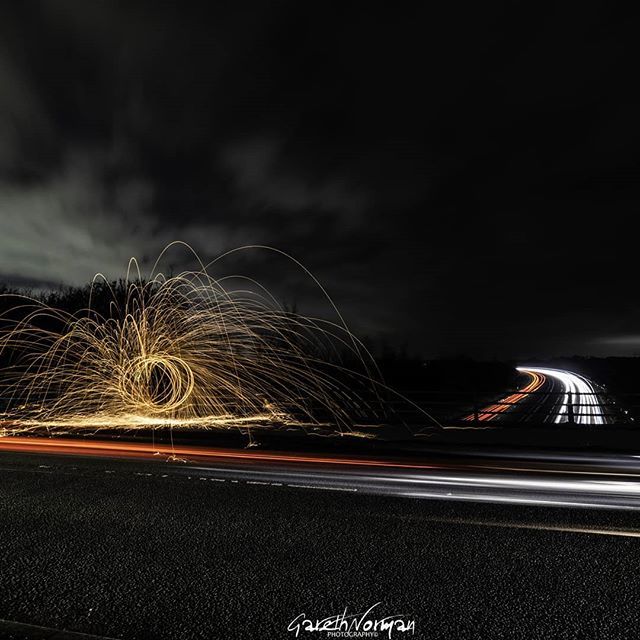 gnormanphoto's tweet image. Lots of light in all different directions.  Mixing some of my favourite media's.

#lightpainting #wirewool #wirewoolphotography #windycityspinners #wirewoolporn #cartrails #lighttrails #lighttrailsphotography #light #nightshooter #nightphotography #night… bit.ly/2SDfopm