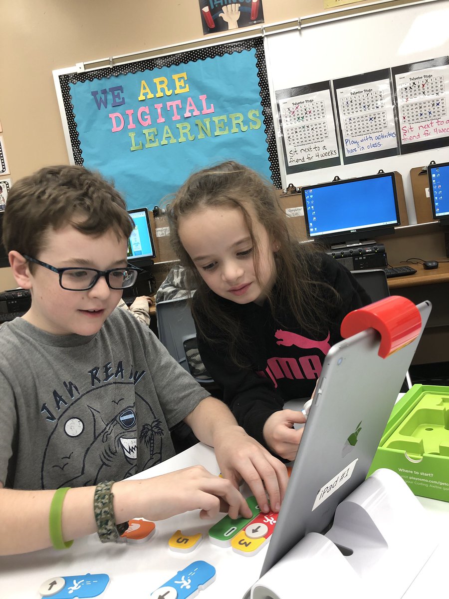 cariweinberger's tweet image. Learning Code through the use of OSMO! We are digital learners! #osmos #codingwithawbie #creating #cooperativelearning #MTESDragons
