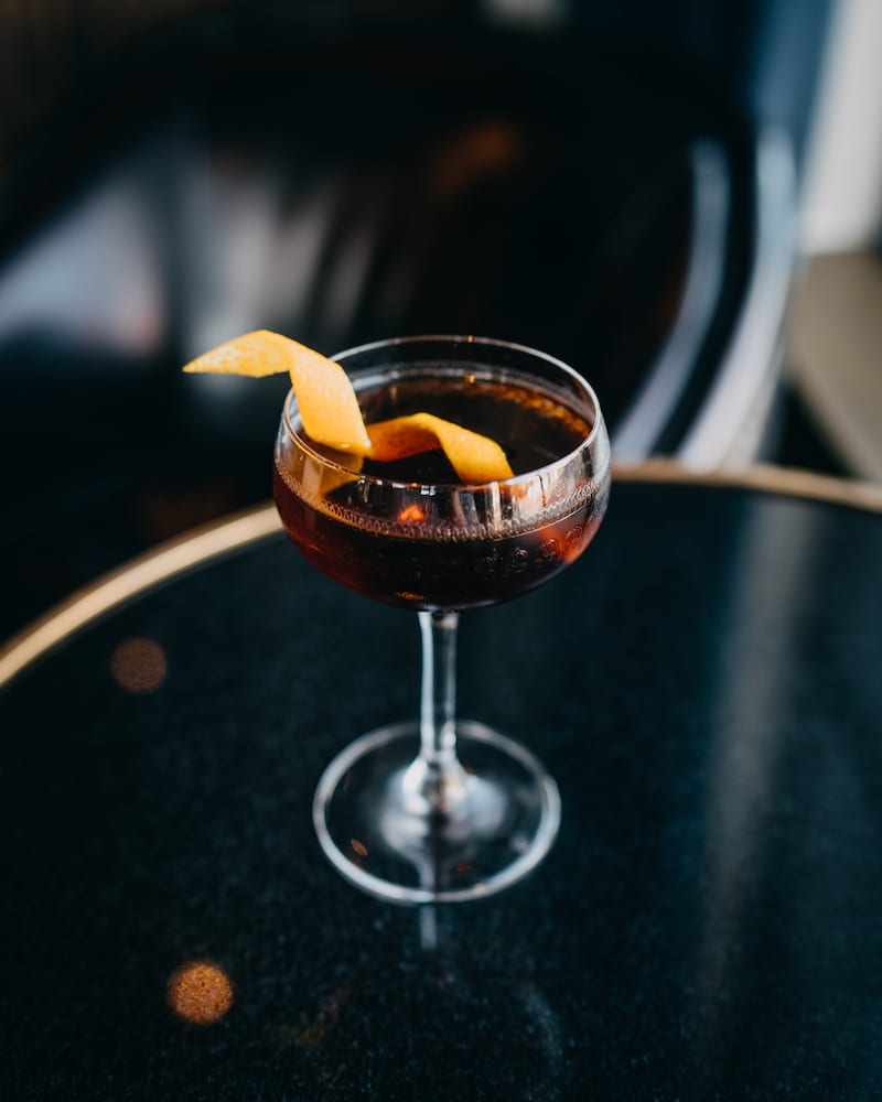 Evoking a romantic evening for two or a fun party with friends? bit.ly/2UFyqc0 Seductive Sips: Cocktails for Valentine’s and Galentine’s Day #21andup <a href="/OldElkBourbon/">Old Elk Bourbon</a>