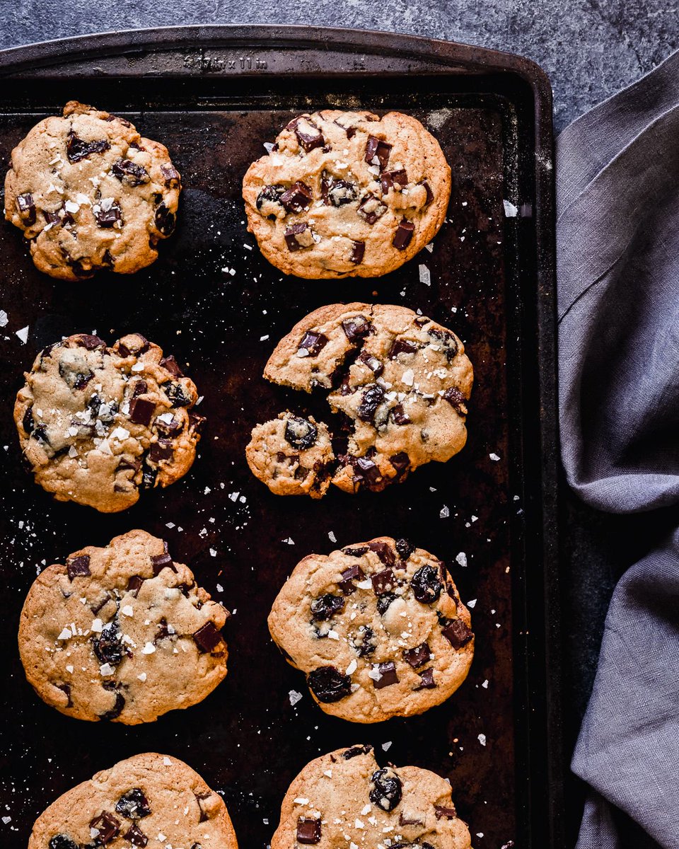 Finishing salt can do wonders for your cookies and elevate the flavors of dark chocolate and #DriedCherries. Did you know there are different kinds of finishing salt?