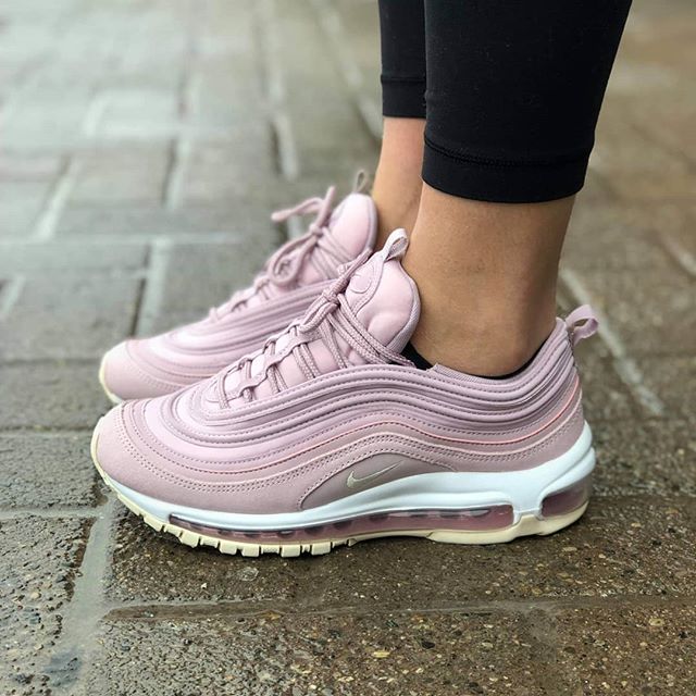 plum air max 97