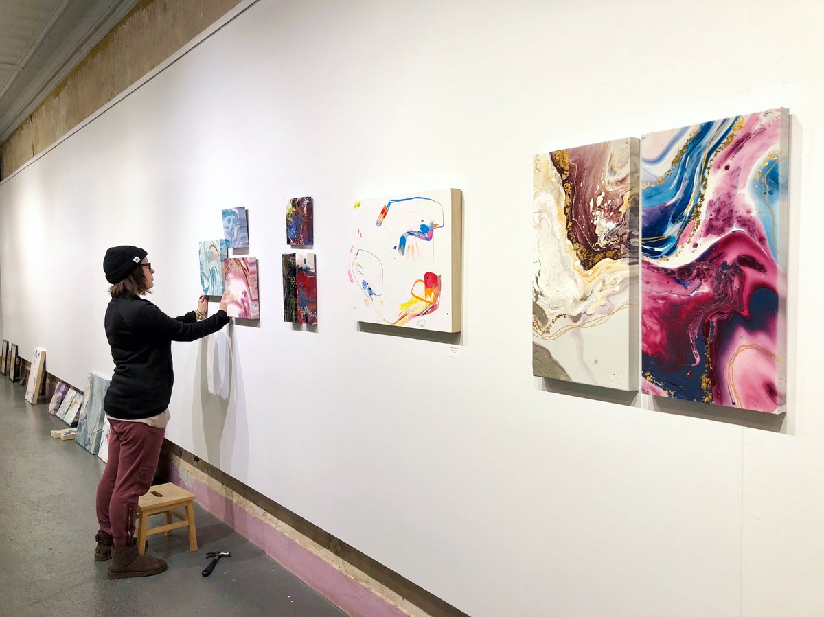 DNAGalleries's tweet image. Join us tonight from 6-9pm for the artist reception and exhibition opening for Oklahoma artists @BrookeRowlands and Katelynn Noel Knick! Or join us tomorrow night from 6-10pm for Live on the Plaza!