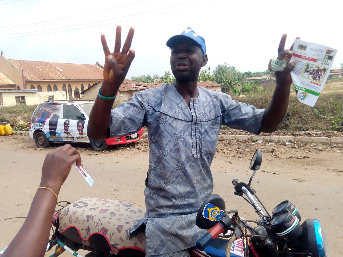 SimpliTyty's tweet photo. One good term deserves another, @MBuhari and @ProfOsinbajo , the acceptability is unmatchable, the network of canvassers is unprecedented and the clear margin of winning will be massive. If you know you know
#NextLevelEngagements
#GetOutTheNumbers
#FeBuhari https://t.co/VWdXhj6GDZ