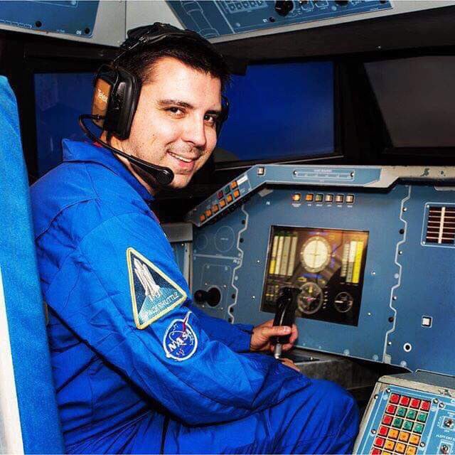 TheMarsGen's tweet image. So guess what tomorrow is? It’s #FlightSuitFriday! Join us and share photos of yourselves or others (with permission) wearing #flightsuits! Celebrate what flightsuits represent for so many - #dreamingbig and some really cool #stem #jobs!!

#AspiringAstronaut #inspiration #nasa