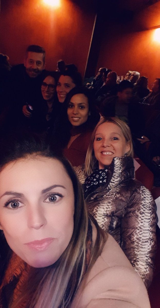 AdeccoSamira's tweet photo. Fin de journée très enrichissante ! comédie de #Toulouse #horspiste avec l'équipe de choc @FacchinChris @AymericDoche @gide_mel @virgincapo Nivine et Séverine #merciToulousepourvotreacceuil https://t.co/Aedrtg1ztA