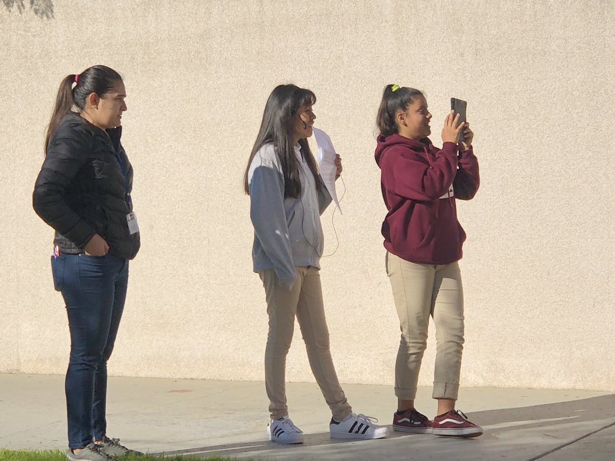 #AVID students from #MonteVista and @Madridbulldogs filming their PSAs for the #DirectingChange Film Contest focusing on #MentalHealthAwareness #mvsdrocks @mtviewschools @Madridbulldogs