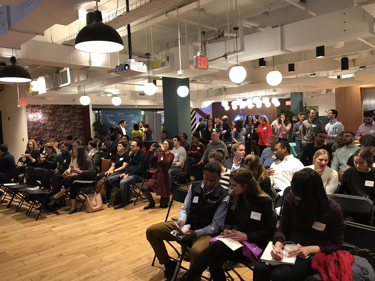 tomjriley's tweet image. Kicking off #S2WBOS WeWork 🔥🔥🔥 thanks for coming out!