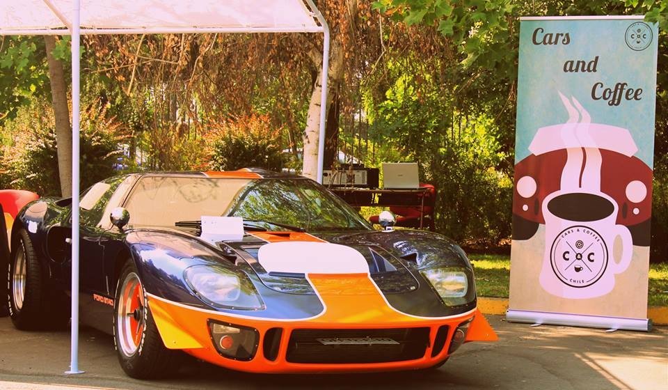 CarsandCoffeeCL's tweet photo. #tbt Cars &amp; Coffee 2013! 

#CyCDS
#Ford #Classic #Race #Racecar #Vintage https://t.co/aTJa4i2nyf