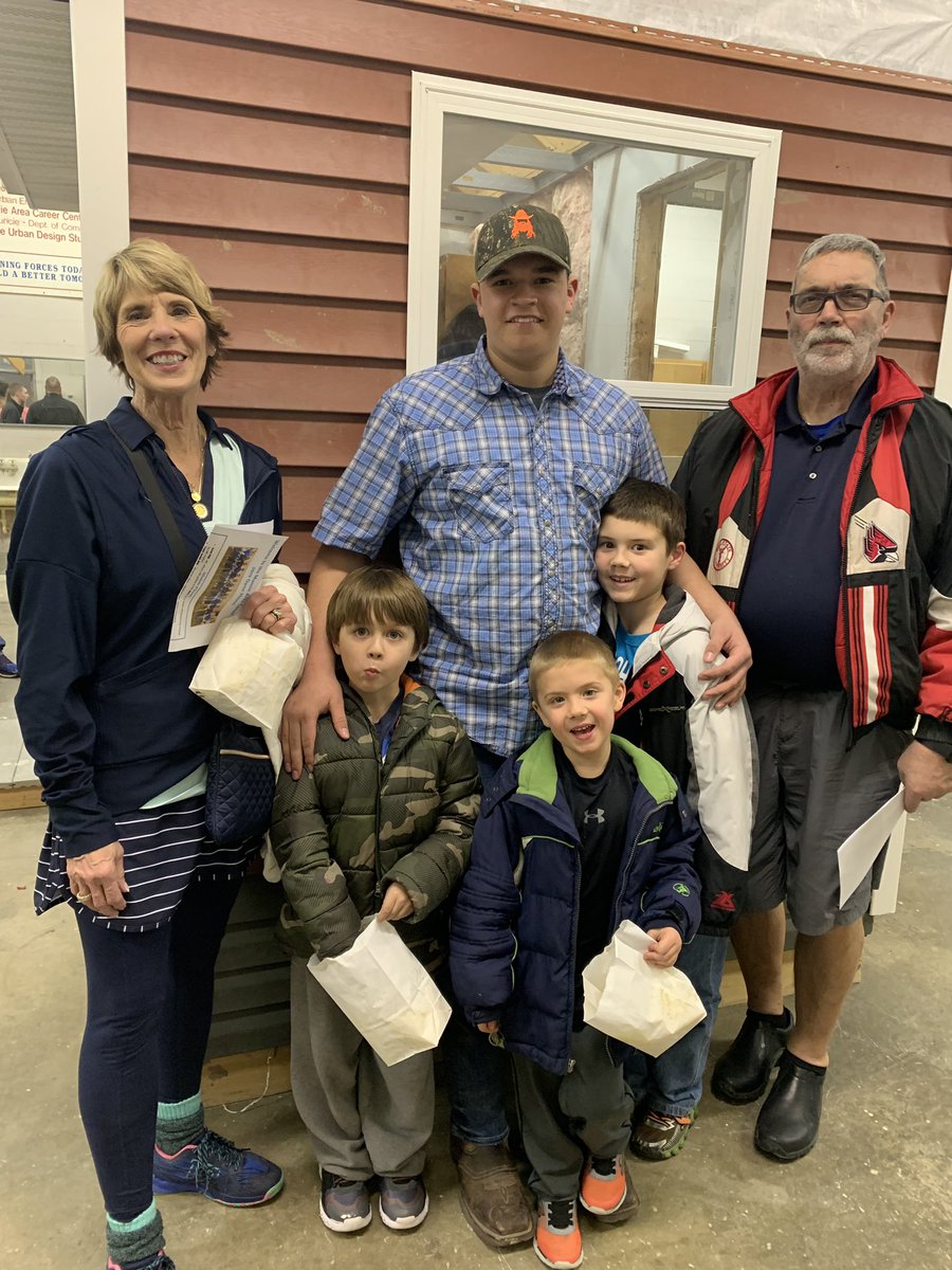 hyneman5k's tweet photo. @MACC_MCS Great Open House!!! https://t.co/7BeYcqaQPj