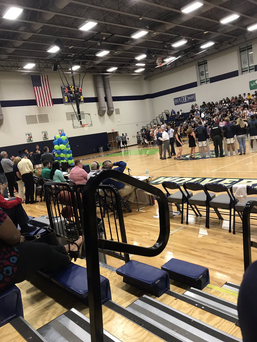 Nest out here tonight supporting our boys in blue at Windermere #bleedblueandwhite