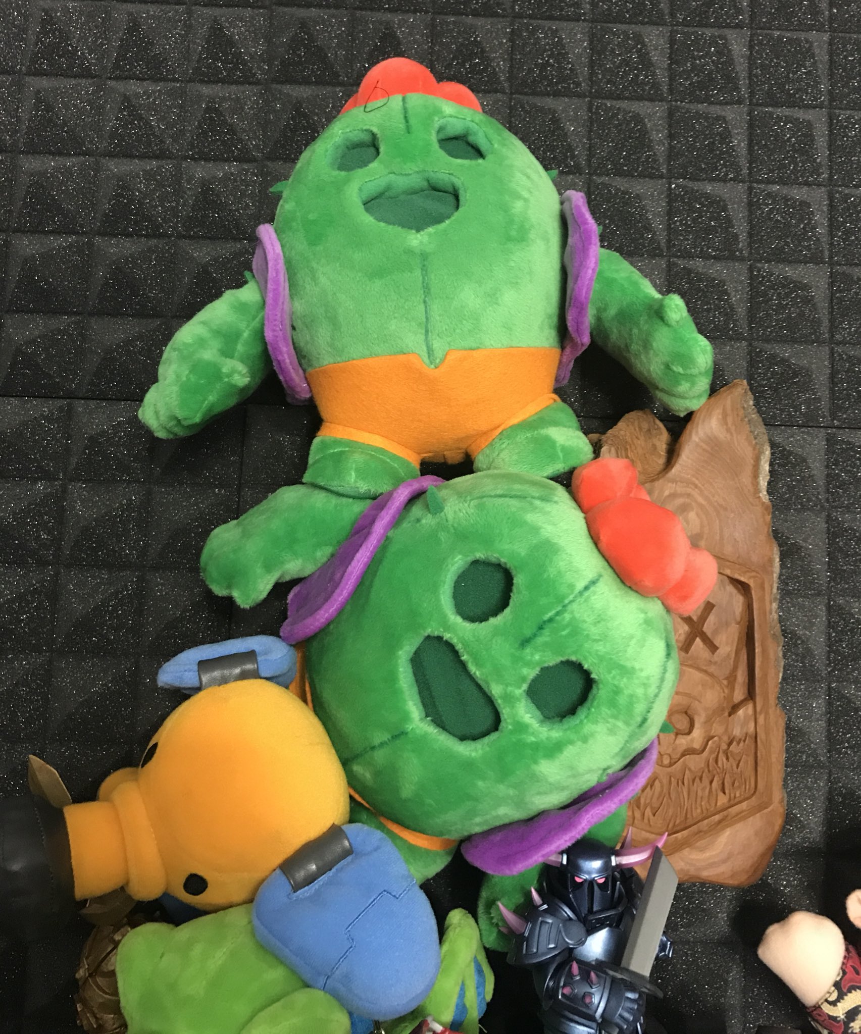 Ben Timm on X: Giving away one of these Spike Plushies!! 🌵Retweet and  Follow to be entered! 🌵Will pick the winners on Sunday I am also giving  away another one on my