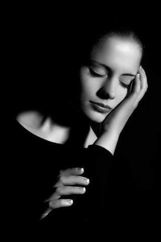 ...kad rekao si: nikad neće pasti mrak,
a pao je...