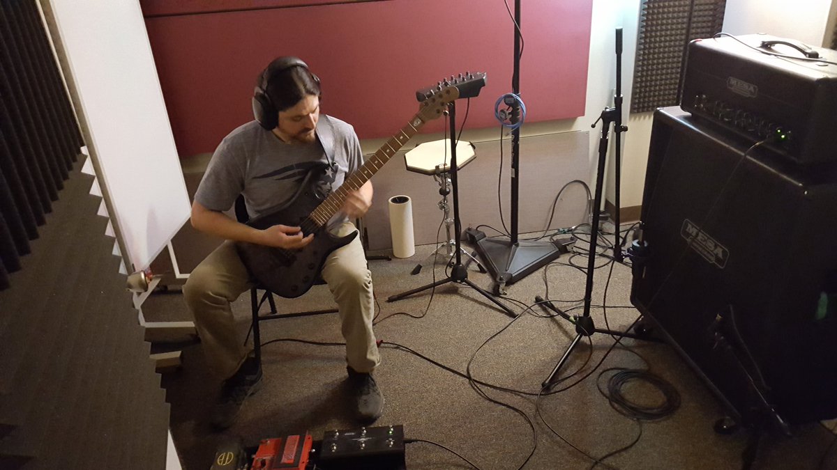 cheapsk8studios's tweet photo. @mikesbag007 from #ourowndestruction laying down some great rhythm tracks!!!
-
-
#sessions #tracks #demo
#mic #preamp #studioengineer #cheapsk8studios #cheapsk8 #studios #recording #wallingford #musicproductionstudio #recordingstudio https://t.co/oSPdkm6ZK7