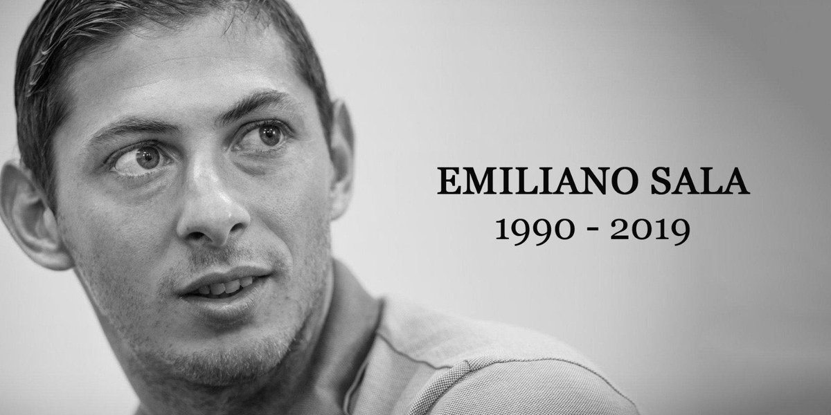 FDG_Officiel_'s tweet photo. Le corps remonté était bien celui d'Émiliano Sala...
Aucunes nouvelles pour le moment concernant le pilote..

RIP ÉMI 😥💛💙💛

#RIPSala https://t.co/fMsyA4Hpmx
