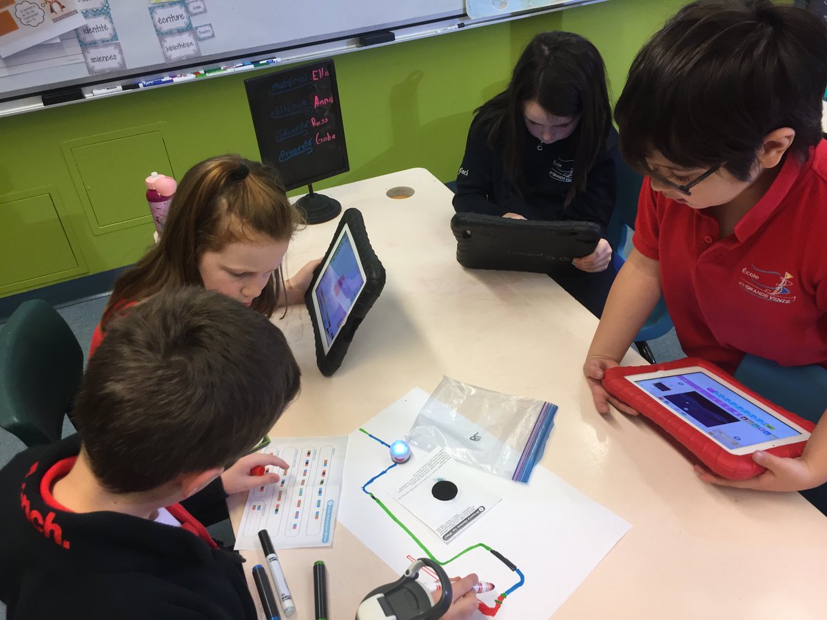 Après deux jours de visite, nous avons biens aimé rencontrer des jeunes engagés et motivés lors de nos ateliers. <a href="/EcoleGV/">École des Grands-Vents</a>