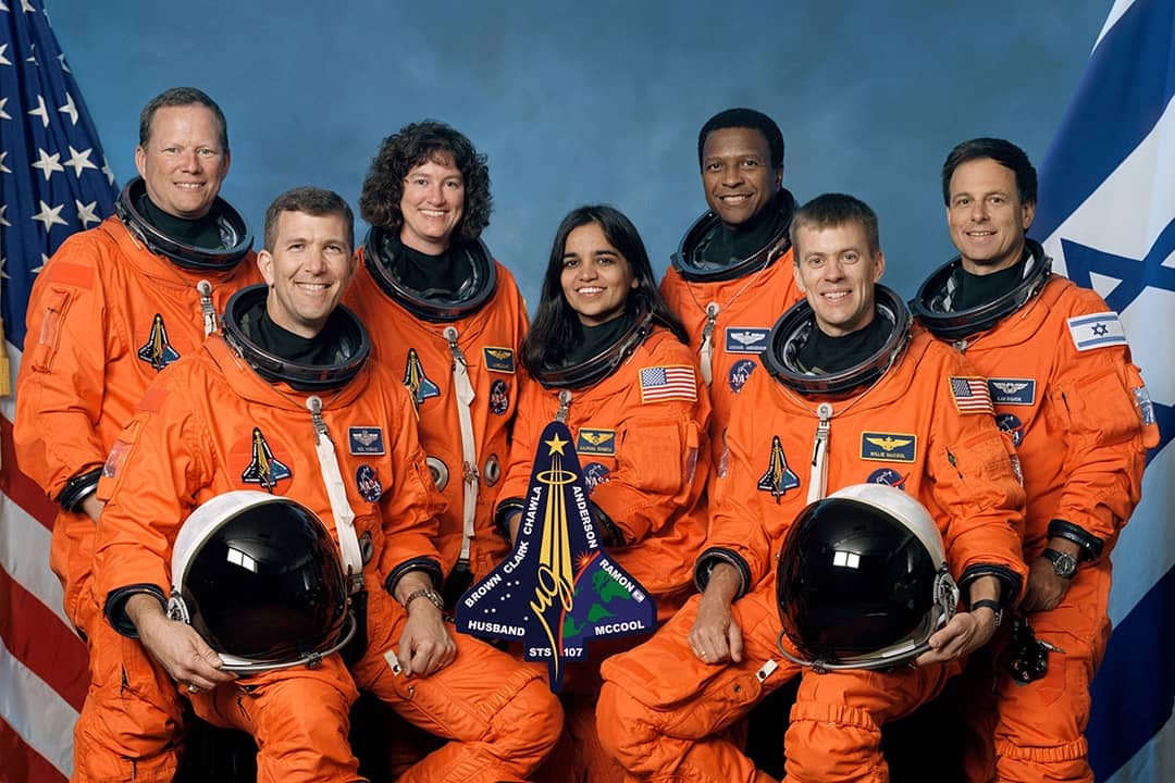 PassoPequeno's tweet photo. Remembrance Day. Hoje a NASA e principalmente familiares relembram e fazem homenagens aos corajosos homens e mulheres que perderam suas vidas nos acidentes das missões Apollo-1 (1967), Challenger (1986) e Columbia (2003). #nasaheros
Credit: NASA
#espaço #aeroespacial #espacial https://t.co/nDvTaLTz9H