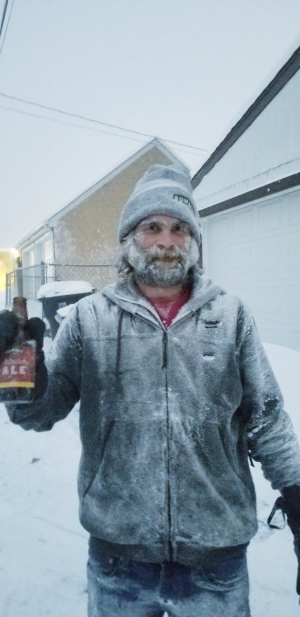 madtapper's tweet image. If this isn't an ad for winter ale, not sure what is. @summitbeer