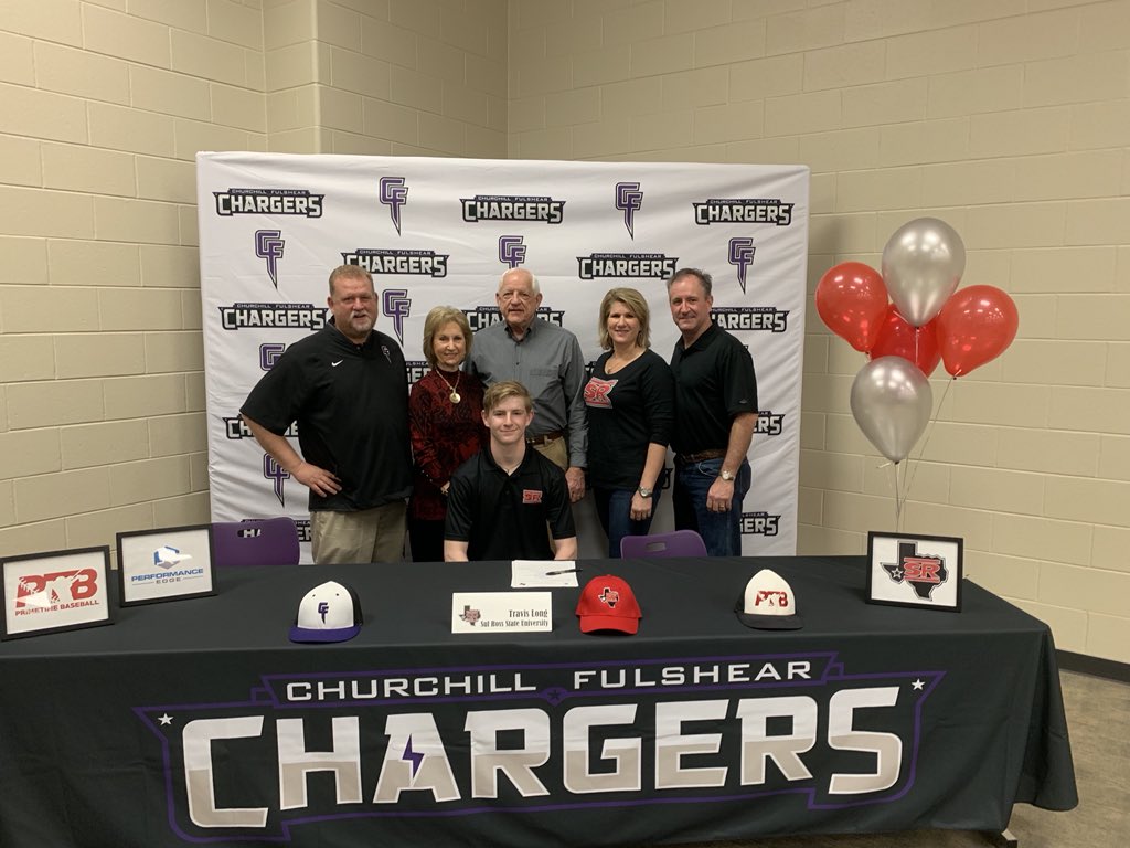 T_raviss's tweet photo. Excited to announce that i have officially signed with Sul Ross State University. Thank you to all of my family, coaches, and teammates who have been with me for all of these years. Thank you and God bless.       #SRSU #Lobos #BrandEm https://t.co/jV8BZpHCt5