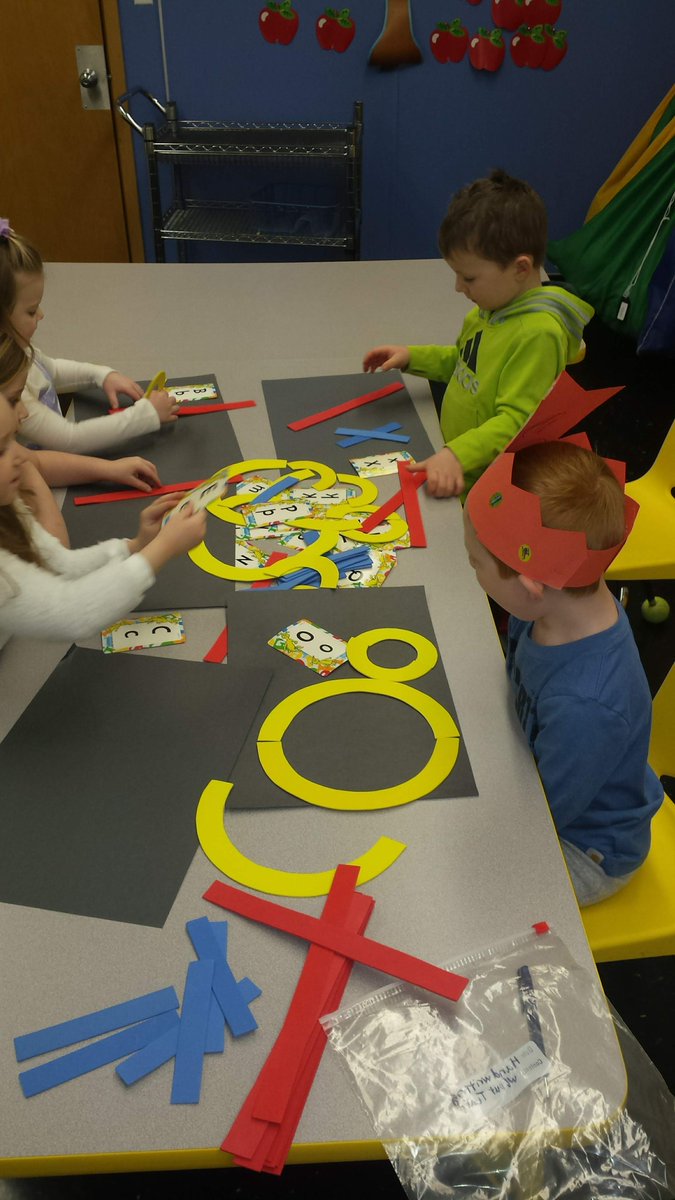 MLuthPreschool's tweet photo. Creating letters #scpsi https://t.co/uzJ7SNgDUU