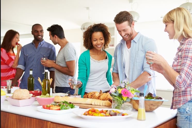 TUHomeExpo's tweet photo. https://t.co/XoAU8vpyql you ever stopped and wondered why family and friends all tend to congregate in the kitchen? https://t.co/gw2ZdlCGLE