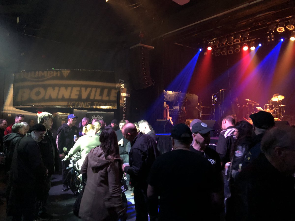 Cithara Guitars (@citharaguitars) on Twitter photo Hanging out <a href="/thephoenixtdot/">The Phoenix</a> with <a href="/claytonbellamy/">Clayton Bellamy</a> for the #BonnevilleIconsTour with <a href="/TriumphAmerica/">Triumph Motorcycles</a> #commandment11 Hanging out <a href="/thephoenixtdot/">The Phoenix</a> with <a href="/claytonbellamy/">Clayton Bellamy</a> for the #BonnevilleIconsTour with <a href="/TriumphAmerica/">Triumph Motorcycles</a> #commandment11