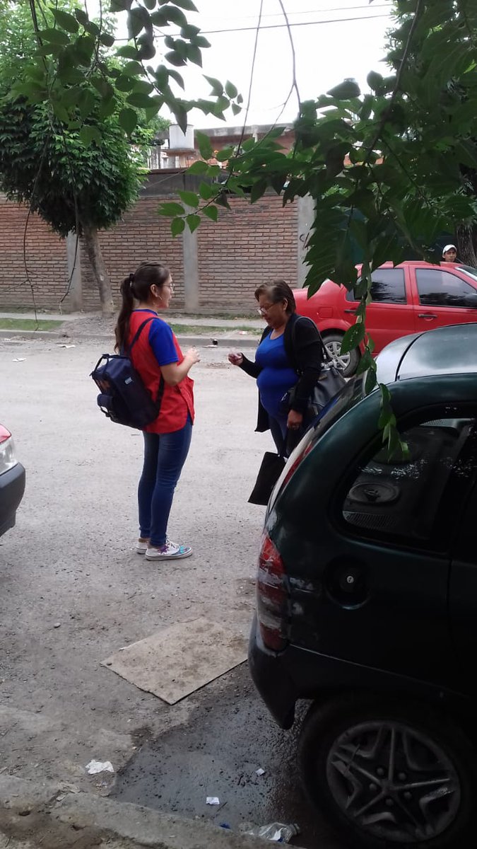 anabelenthomas3's tweet photo. escuela legado belgrano haciendo promociones de sus talleres de verano https://t.co/gbtc7o8e4F
