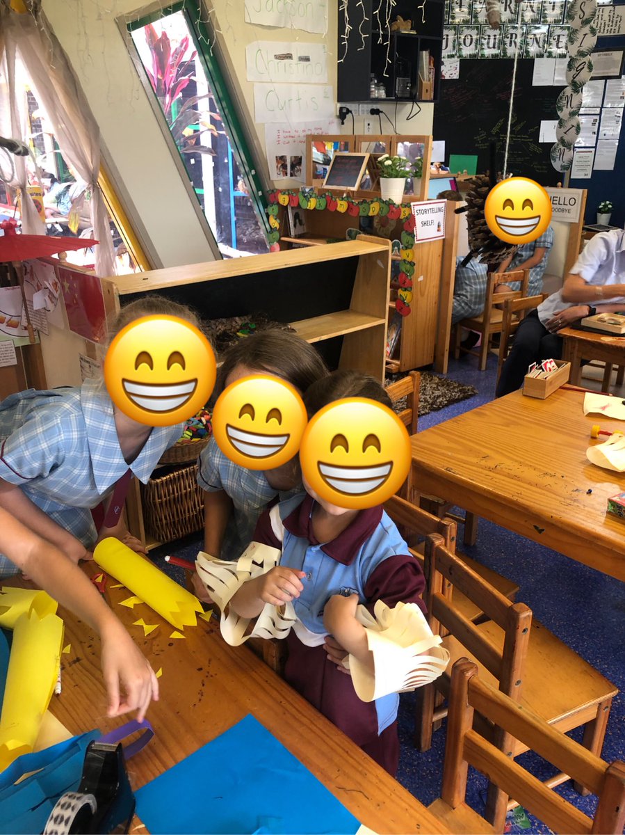 Year3AtOC's tweet photo. Lots of giggles and laughter when we met our pre preppy buddies. Happy children! #LearningatOC https://t.co/euipol5swZ