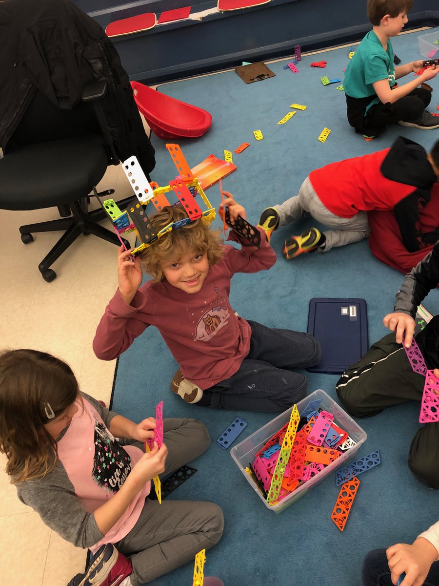 JeremyPomeroy3's tweet photo. In Innovation Club we learned that technology can be anything that humans have created to meet a want or a need...I guess he really wanted a crown 😂 @Qubits_Toy #edtechusf https://t.co/NUhFtpsDws