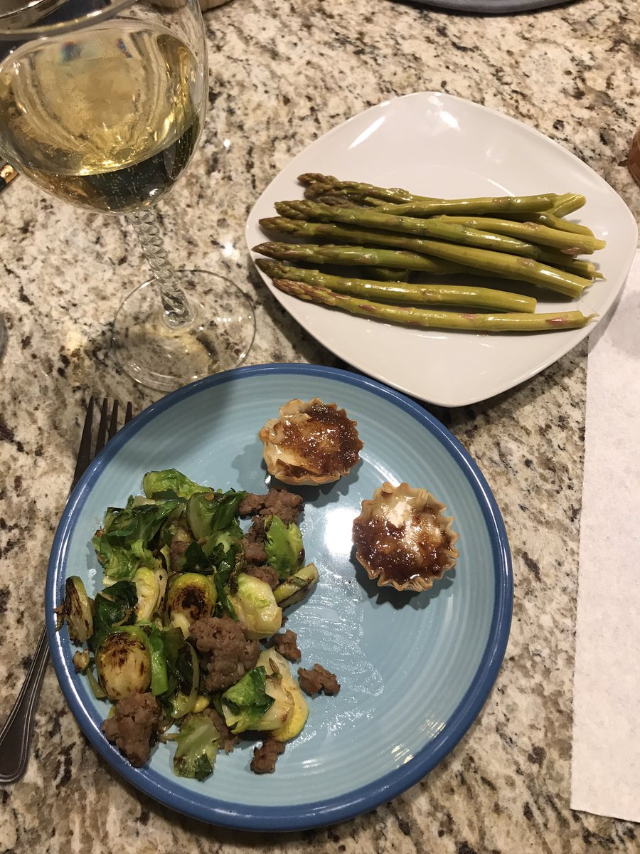 Ms_PeKu's tweet photo. It’s another #TapasThursday in Hot Springs for @TKKuegler and me.
Quick pickled asparagus
Brussels sprouts w/sausage
Phyllo cups w/brie & bacon jam
Sparkling wine (of course) https://t.co/tacok1HfWt