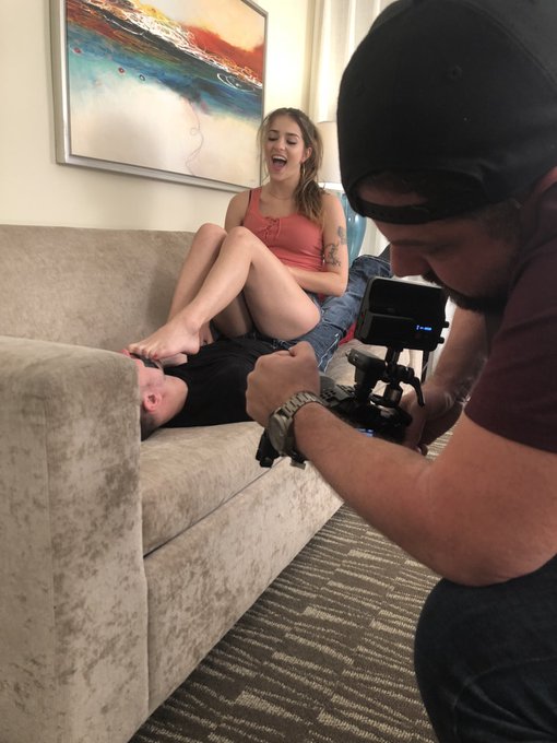 #BTS with @ReyezSofie @Brattyfootgirls @PantyhoseJon #footfetish #footworship https://t.co/86RAUDjUJ<a href="/tag/bts"class="tags">#BTS</a><a class="tags" target="_blank" title="On Twitter" href="/?out=eyJ0eXAiOiJKV1QiLCJhbGciOiJIUzUxMiJ9.eyJpYXQiOjE3Mjk0NzAxOTIsImlzcyI6InR3cG9ybnN0YXJzLmNvbSIsIm5iZiI6MTcyOTQ3MDE5MiwiZXhwIjoxNzYxMDA2MTkyLCJyZWRpcmVjdF91cmwiOiJodHRwczovL3R3aXR0ZXIuY29tL1JleWV6U29maWUifQ.MIZ15OZpwysb1Bey0fUIUtUOs4-AovBfNlOV4J1brMxJKYBXV2B1LyY_psyd2pGUa_iP9uMvERLF2XysmVi55w">@ReyezSofie</a><a class="tags" target="_blank" title="On Twitter" href="/?out=eyJ0eXAiOiJKV1QiLCJhbGciOiJIUzUxMiJ9.eyJpYXQiOjE3Mjk0NzAxOTIsImlzcyI6InR3cG9ybnN0YXJzLmNvbSIsIm5iZiI6MTcyOTQ3MDE5MiwiZXhwIjoxNzYxMDA2MTkyLCJyZWRpcmVjdF91cmwiOiJodHRwczovL3R3aXR0ZXIuY29tL0JyYXR0eWZvb3RnaXJscyJ9.qMjO_XjZPwX9fg5FIQyA54c4j-U2MkBgQovc5feD-4_V6yThxp1Y0LBRnVPn1dKxqSvc9TL8Mz60eTWoirmu-g">@Brattyfootgirls</a><a class="tags" target="_blank" title="On Twitter" href="/?out=eyJ0eXAiOiJKV1QiLCJhbGciOiJIUzUxMiJ9.eyJpYXQiOjE3Mjk0NzAxOTIsImlzcyI6InR3cG9ybnN0YXJzLmNvbSIsIm5iZiI6MTcyOTQ3MDE5MiwiZXhwIjoxNzYxMDA2MTkyLCJyZWRpcmVjdF91cmwiOiJodHRwczovL3R3aXR0ZXIuY29tL1BhbnR5aG9zZUpvbiJ9.IRwhhrpk-I30yexptke2bOLI-rRbv7Vi4c2tfZr8VZ_U9R8fTqhVKvx3gibT5o_hVRF1dTz8qpKIsYLsHYPNeA">@PantyhoseJon</a><a href="/tag/footfetish"class="tags"><span>#footfetish</span></a><a href="/tag/footworship"class="tags"><span>#footworship</span></a>