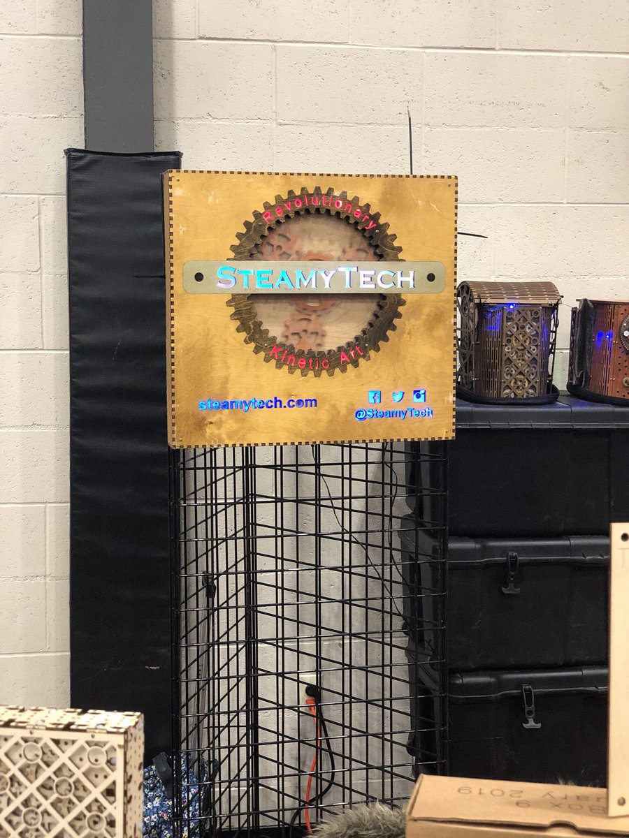 Gears gears and more gears. The box of making. #usdlearns