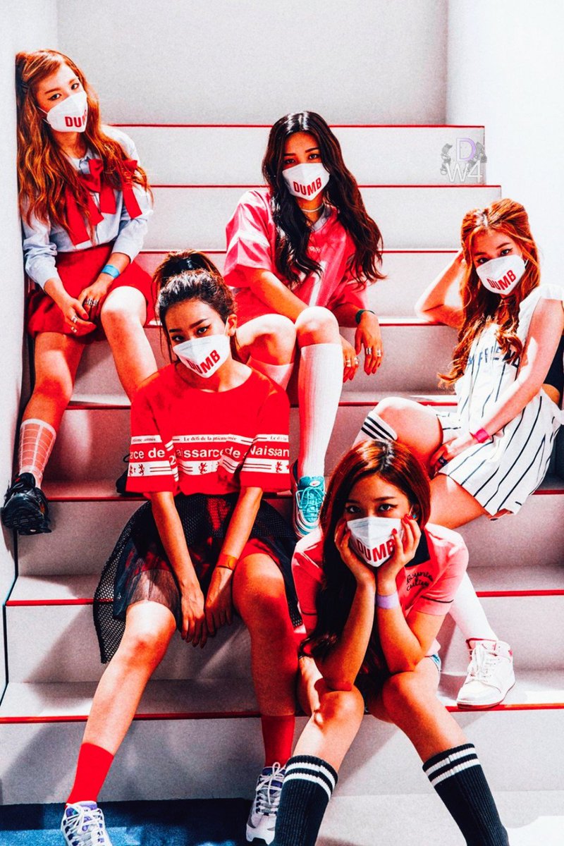 DreamingWorld4's tweet photo. [[#WALLPAPER]] 

♡— RED VELVET || Dumb Dumb ||

—• Like If you Like

—• rt if you used https://t.co/WsF5e565qW