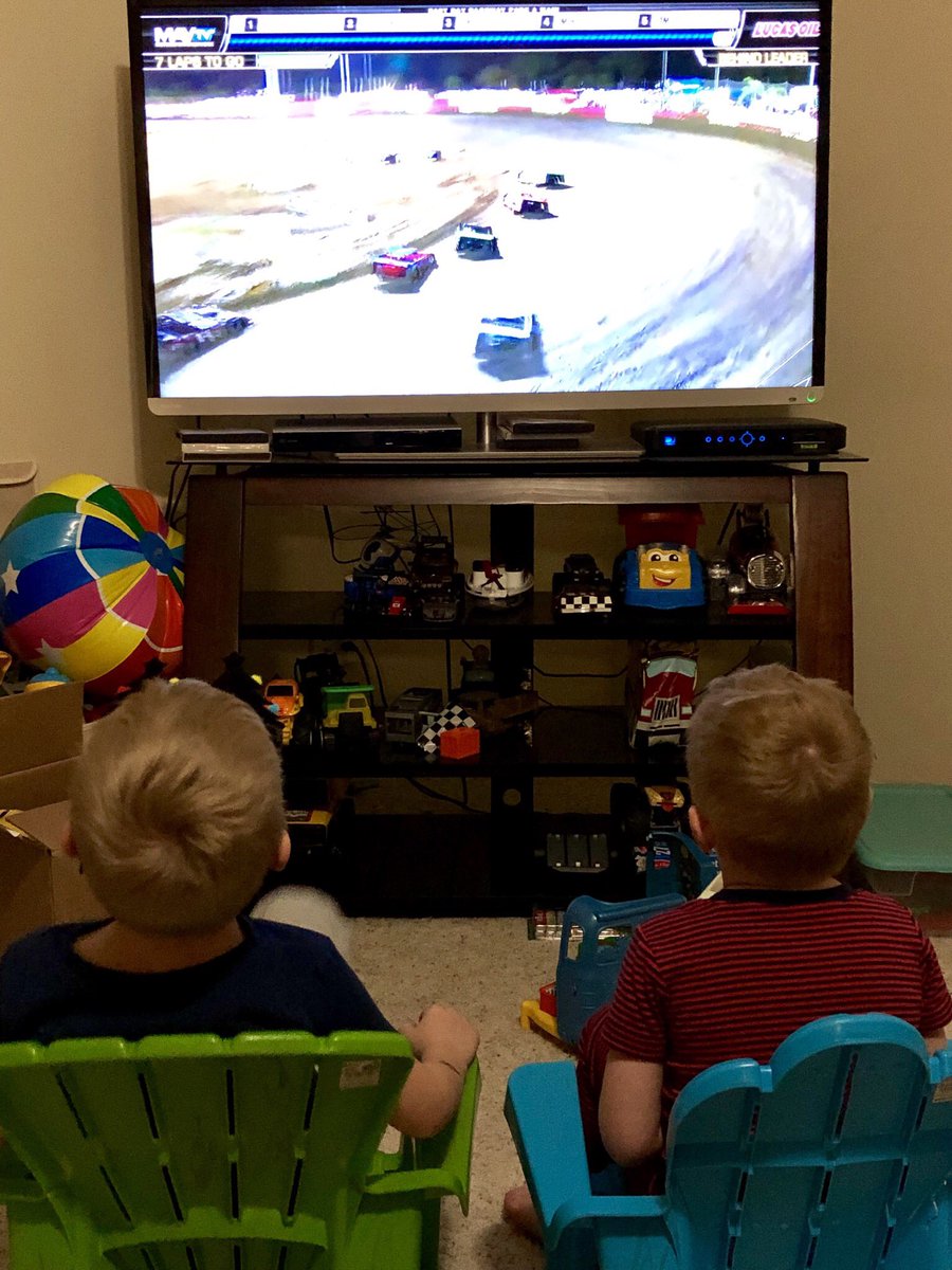 SarahBrownNE's tweet photo. The boys watching the end of tonight’s @LucasRacingTV @eastbayracepark #cheeringforEPJ #speedweeks #adenkendalbrown #asherwilsonbrown https://t.co/72dAaZwcFE