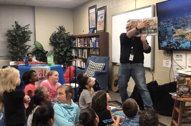 jedipadmaster's tweet photo. Love #AfterTheFall so much! #RUESReads #LeadLAP #PrincipalsInAction https://t.co/PUJK2Ln1B2