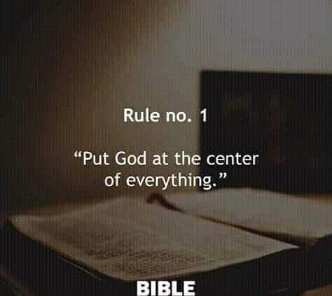 marabilesmaeva's tweet photo. Put God at the center of everything😘 https://t.co/0NM12j4kYi