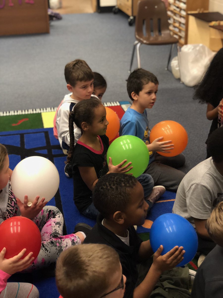 CarlyShockey's tweet photo. My favorite #ekdencore of the year! Using the text, Moses, to explore sound energy and vibrations using balloons and lots of instruments! ... and a little sign language, too! @rowlacin @RaegonClutz @emmakdoub @wcpsmd @EllistarTara https://t.co/9cnqxz9udB