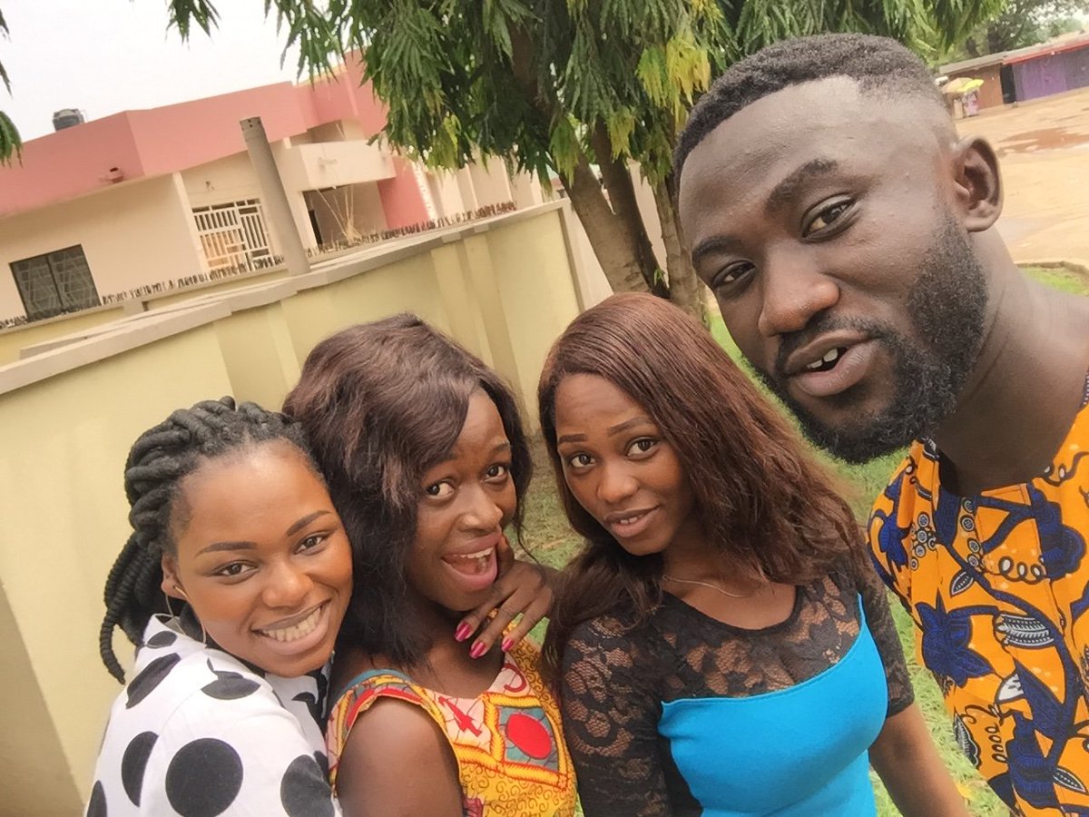 ZWordlove's tweet photo. Be my Val 💖💞💝
#wordsanctuaryghana
#knust
#Bomso
#kumasiGhana
#PremierStarSchool_Bomso
#_5pm
#DoYouLoveMe. https://t.co/qlrtqvVI25