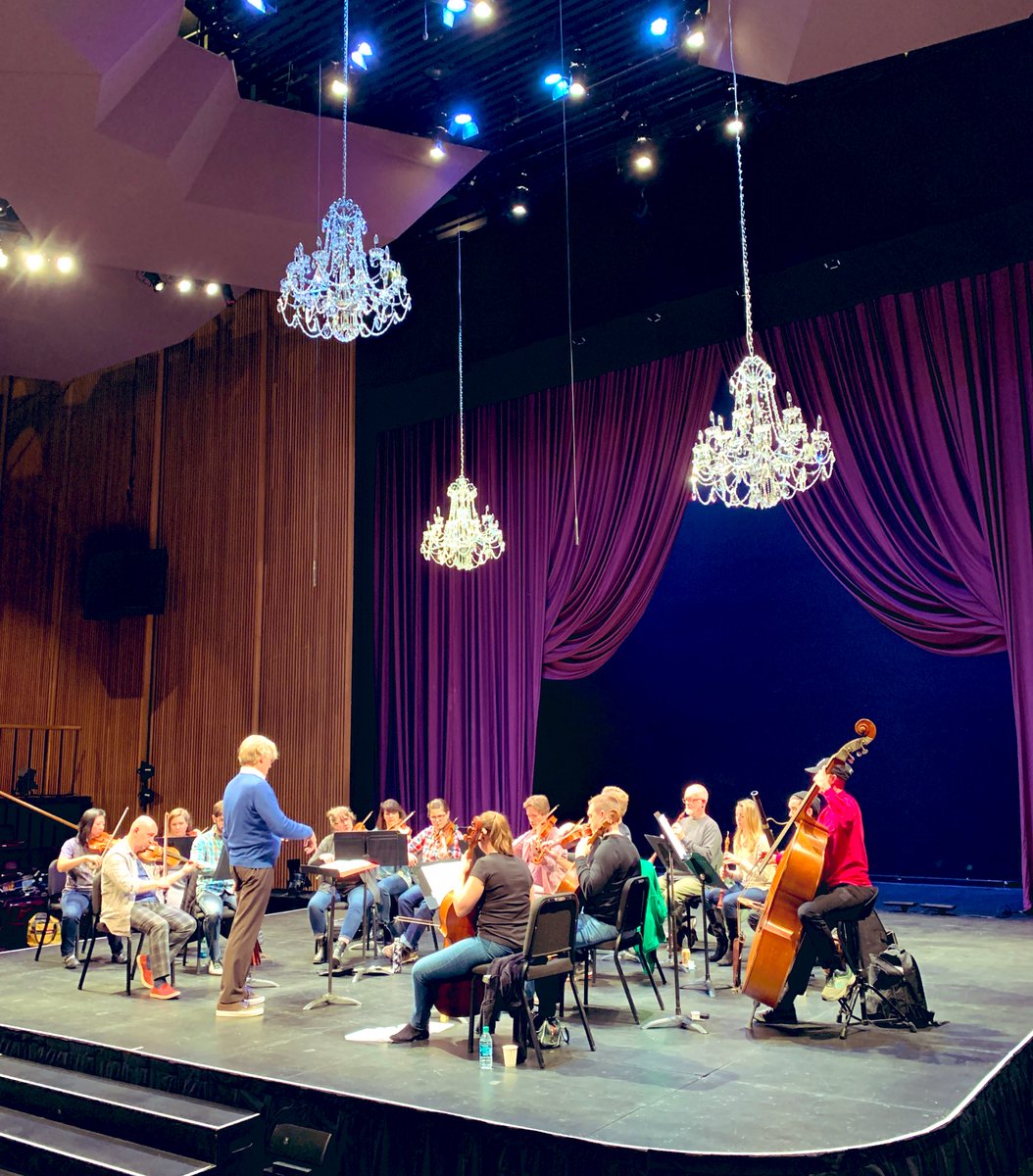There’s still time to get your tickets to Resound #Mozart for this weekend! #MusicaAngelica is rehearsing to bring a spectacular performance! musicaangelica.org