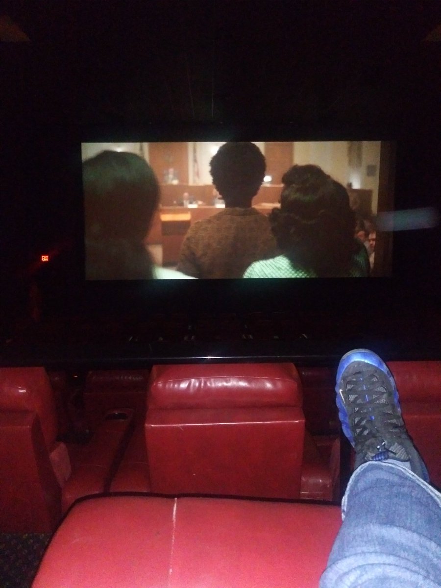 Chalan33's tweet photo. When your waiting to watch my Gurl and mentor @TherealTaraji #WhatMenWant and her new movie #TheBestofEnemies is the 1st preview...#Bossmoves https://t.co/SvJuQrRWIv