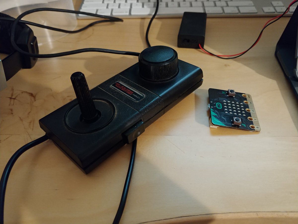 agfinn's tweet image. I came up with a basic solution to the input problem - control a predictive keyboard with an Atari paddle controller. Powered by @microbit_edu. Works decently. Might test w/grandma this wknd. #microbit #coding4fun #stem #disabilities