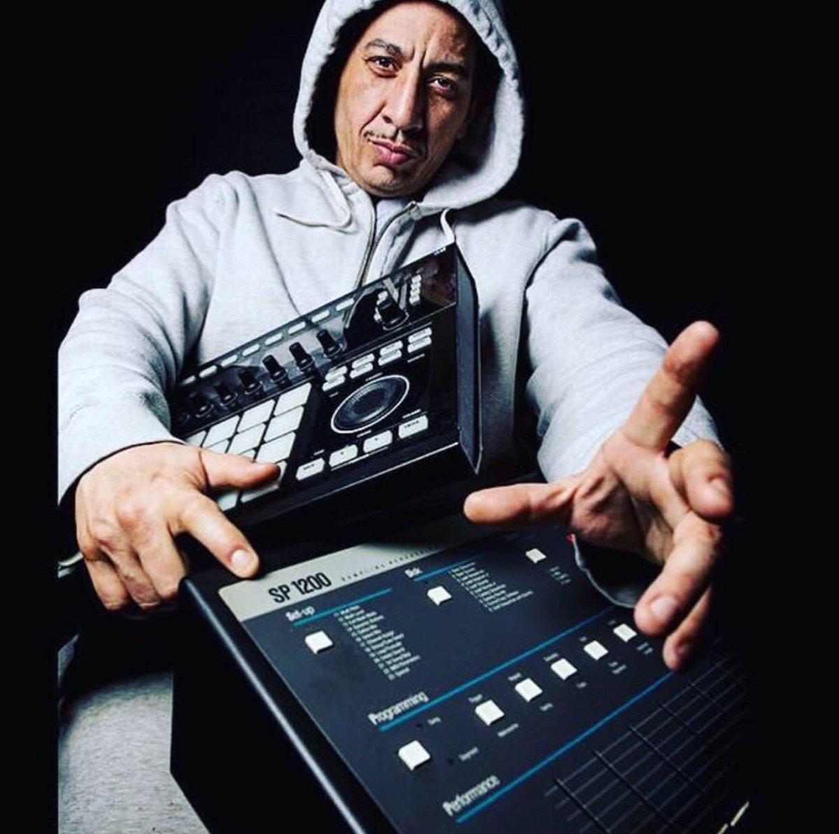 дэвид райс битмейкер. Dj 108 в молодости. Gerard битмейкер. арсений груздев битмейкер. диджей битмейкер уличный.