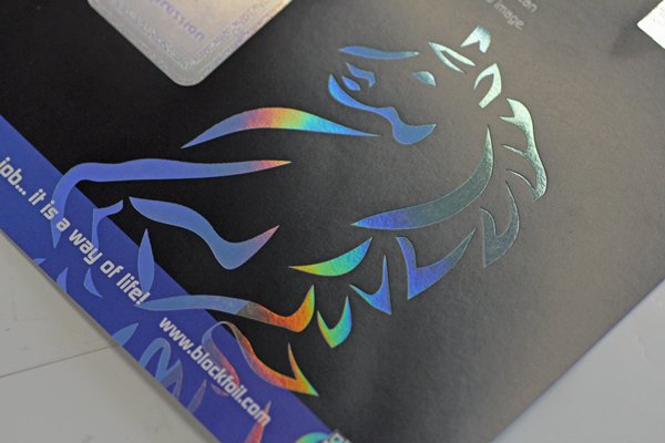 We stock the full range of transparent foil for all common and uncommon substrates. This is an excellent cost-effective alternative to spot uv.
#spotuv #transparentfoil #clearfoil #holotrans #whatisholotrans
ow.ly/yqwK30ntyUV