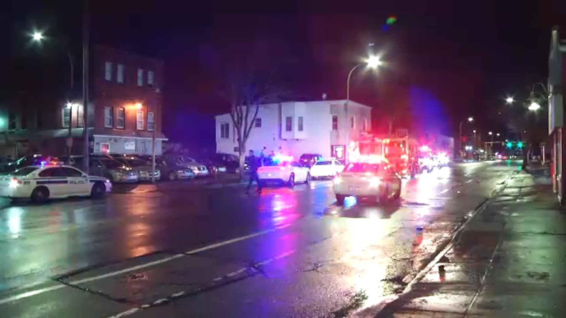 scott barstow on Twitter "RPD,RFD & AMR were called to Lyell ave