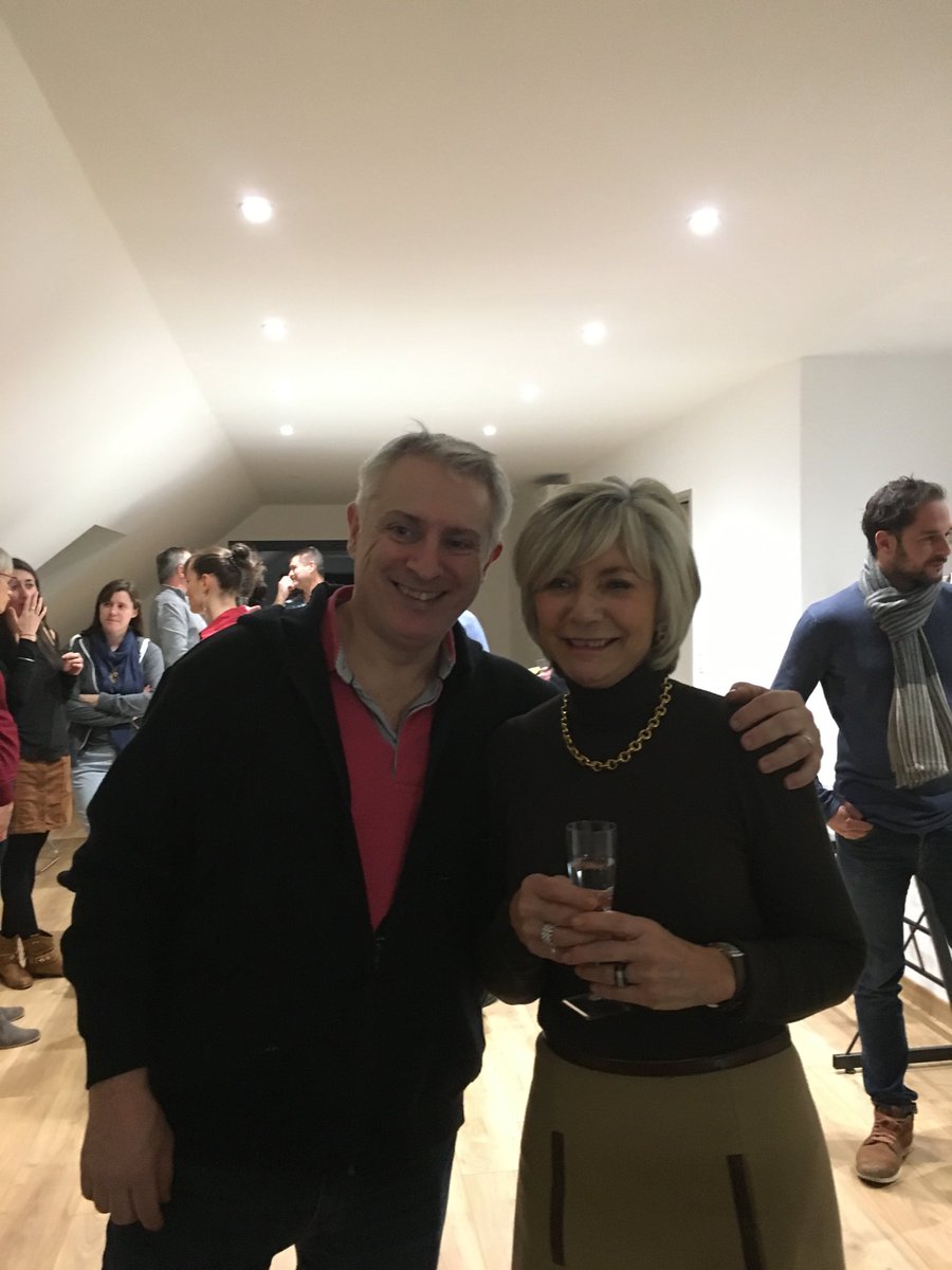 ricpellet's tweet photo. Un client heureux pour l’inauguration de sa nouvelle clinique vétérinaire financée par l’agence #Bnpparibas de #Pau Foch. https://t.co/eJkrJSPEyS