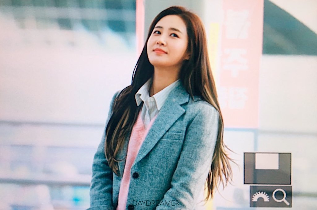 daydreamer39125's tweet image. 190208 출국

#유리 #yuri