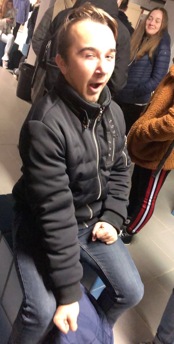 FabienBoutigny's tweet photo. Jour 10 
Pour le petit oublié d’ hier , aujourd’hui 2 photo de notre Messi à tous !!! https://t.co/aPYiS8uiAA